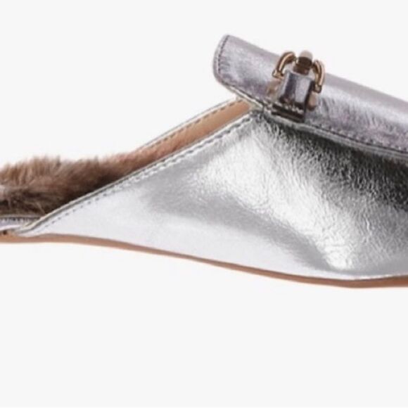 #308 QUPID Metallic Silver Fur Lined Flats - Picture 6 of 11